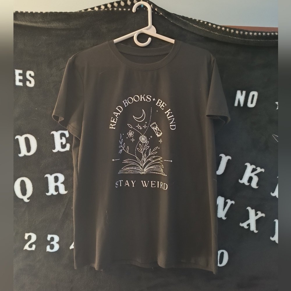 Bookish Tee